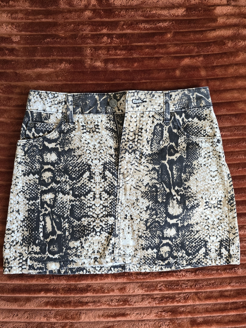 Topshop Snake-Print Mini Skirt in Beige and Black